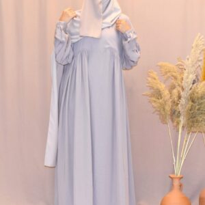 Abaya Lay – Élégance minimaliste et praticité au quotidien